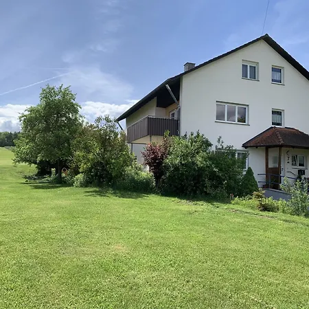 Gaestehaus Erika Apartamento Tengen